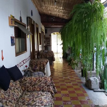 Hotel Casa Maria Jose Антигуа-Гватемала Экстерьер фото