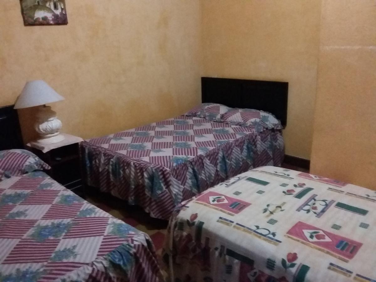 Hotel Casa Maria Jose Антигуа-Гватемала Экстерьер фото