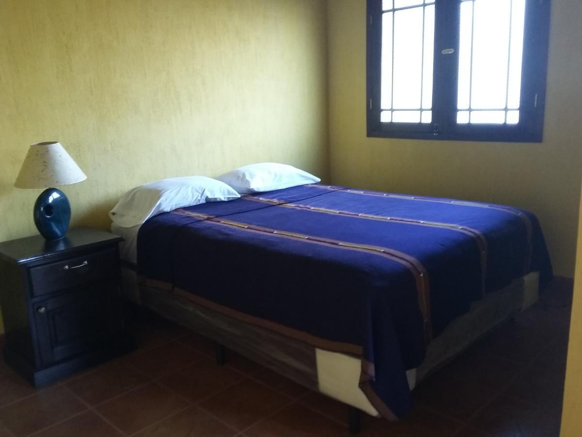 Hotel Casa Maria Jose Антигуа-Гватемала Экстерьер фото